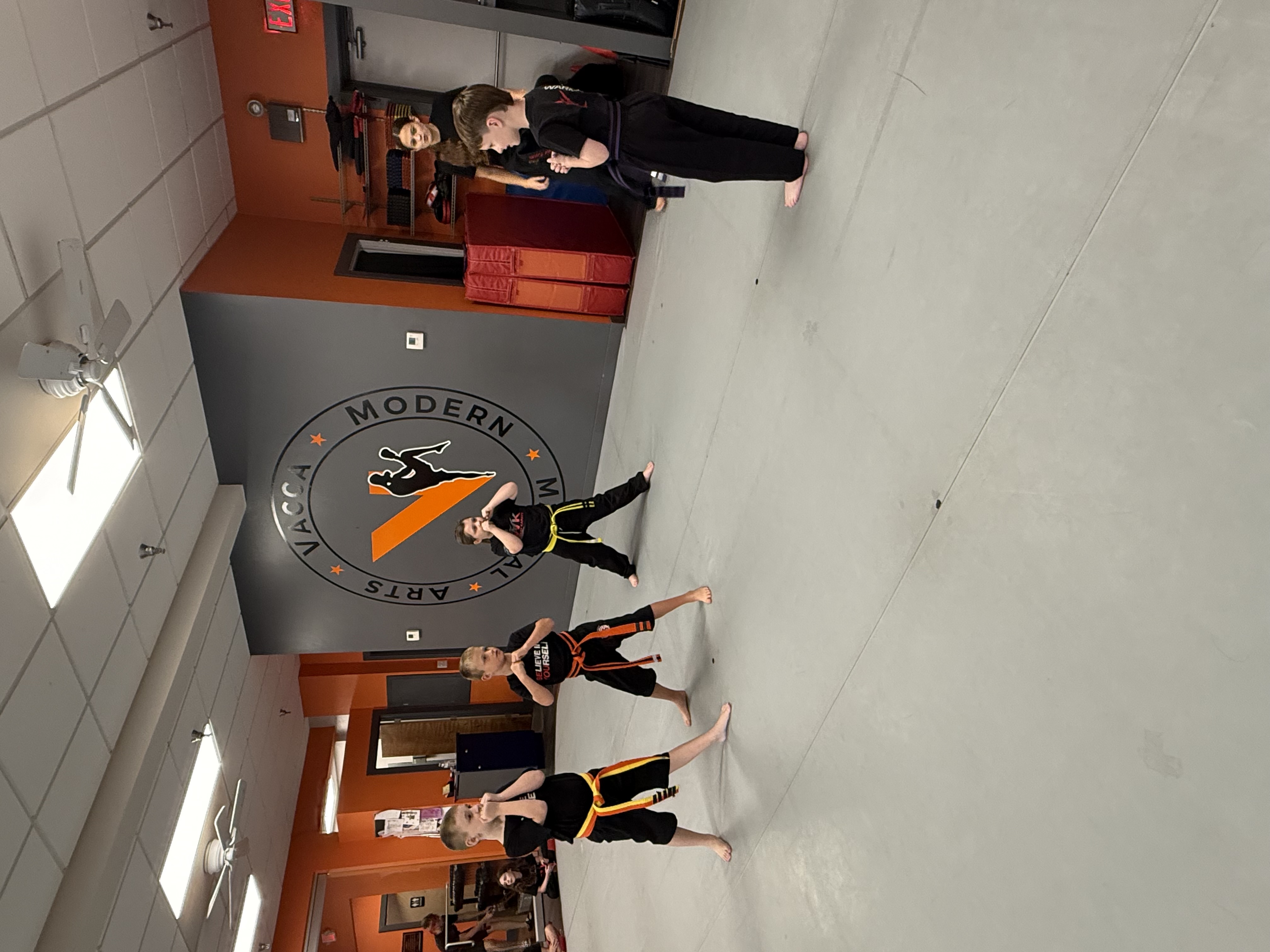 EWK students training together at Jamison dojo